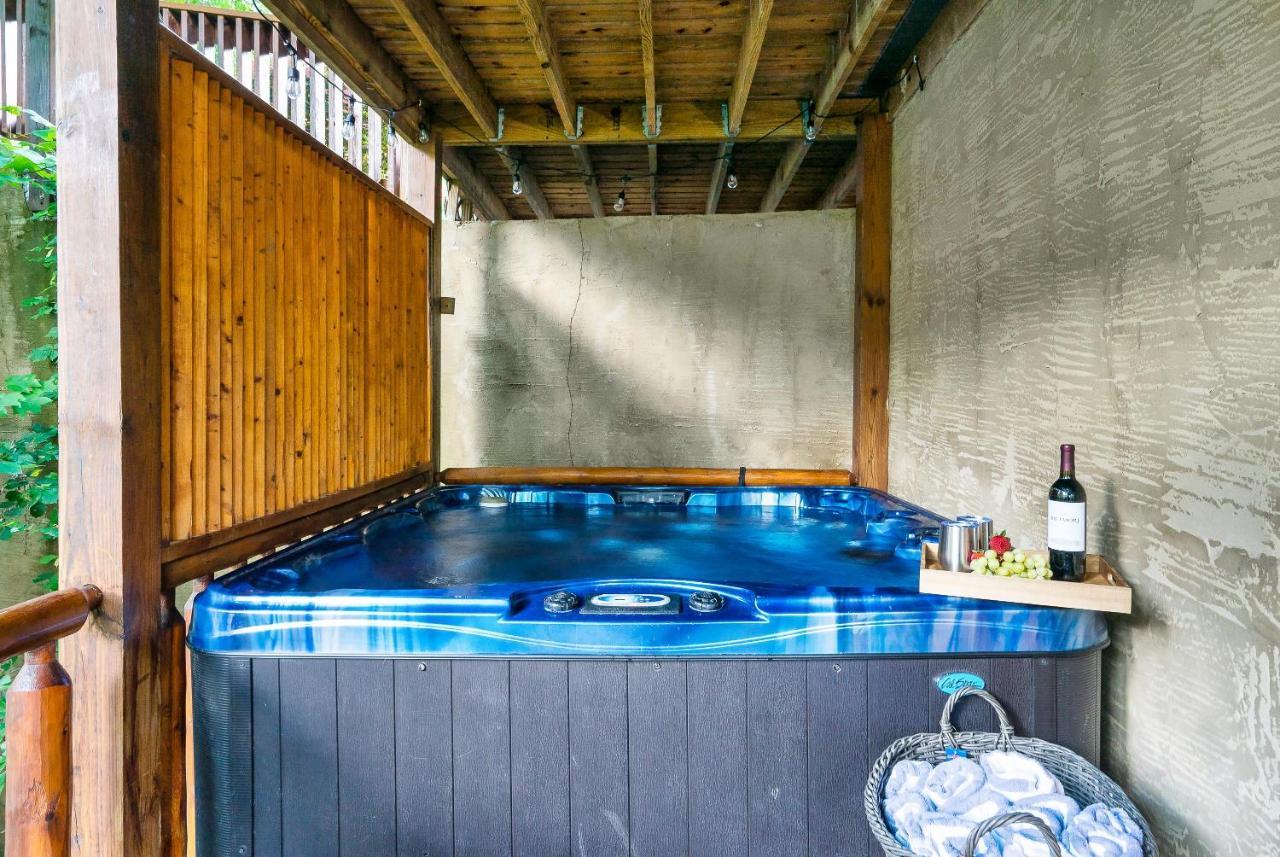 Summer Sale! Pool, Sauna, View, Hottub, Game Sevierville Dış mekan fotoğraf