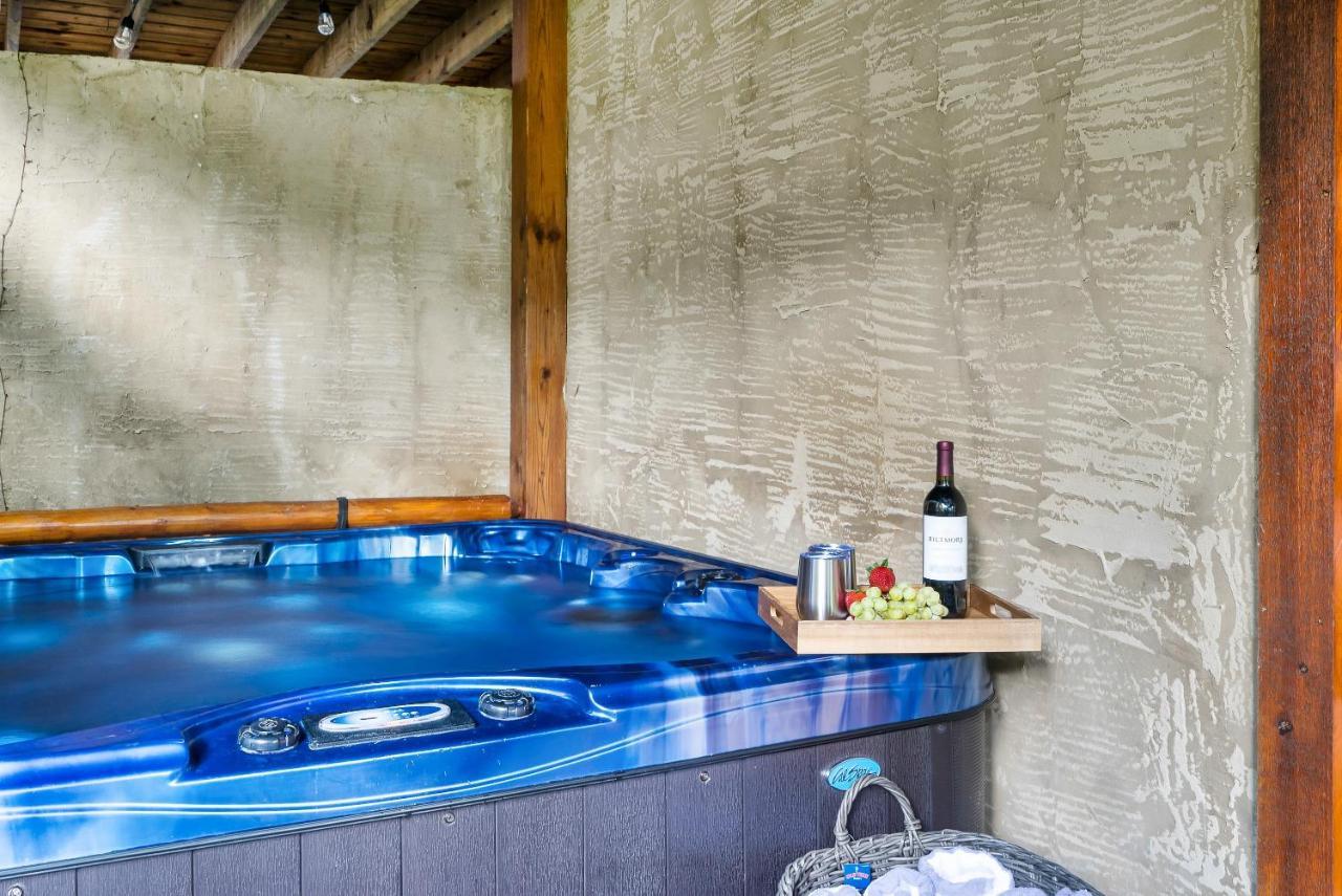 Summer Sale! Pool, Sauna, View, Hottub, Game Sevierville Dış mekan fotoğraf